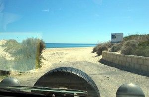 Mit dem Backpacker-Van im Sand fahren